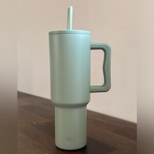 Simple Modern Sea Glass Sage Trek 40oz used